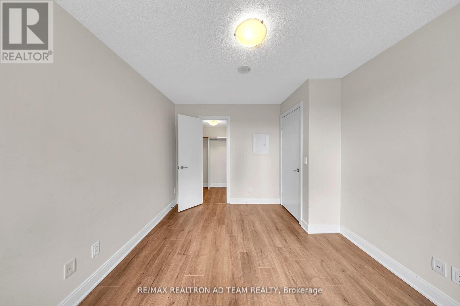 706 - 125 Village Green Square, Toronto, Ontario  M1S 0G3 - Photo 20 - E12417630