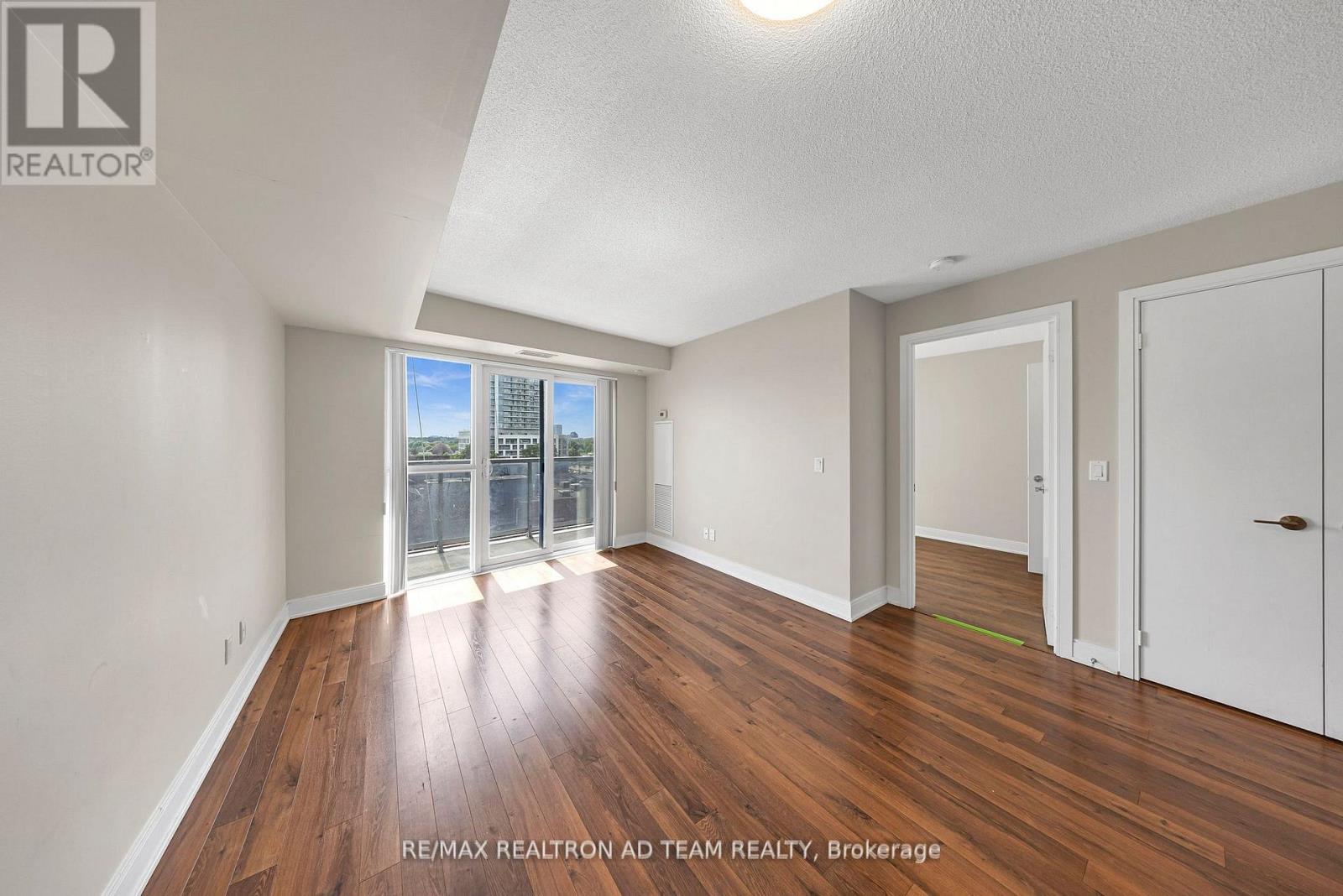 706 - 125 Village Green Square, Toronto, Ontario  M1S 0G3 - Photo 25 - E12417630