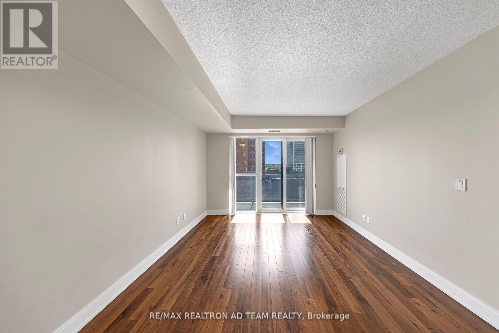 706 - 125 Village Green Square, Toronto, Ontario  M1S 0G3 - Photo 26 - E12417630