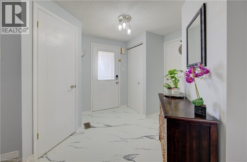 36 Robertson Street, Fergus, Ontario  N1M 3P6 - Photo 3 - 40772077