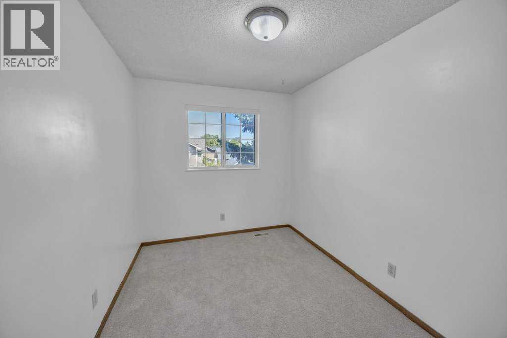 67 Martinwood Road Ne, Calgary, Alberta  T3J 3G7 - Photo 23 - A2251089