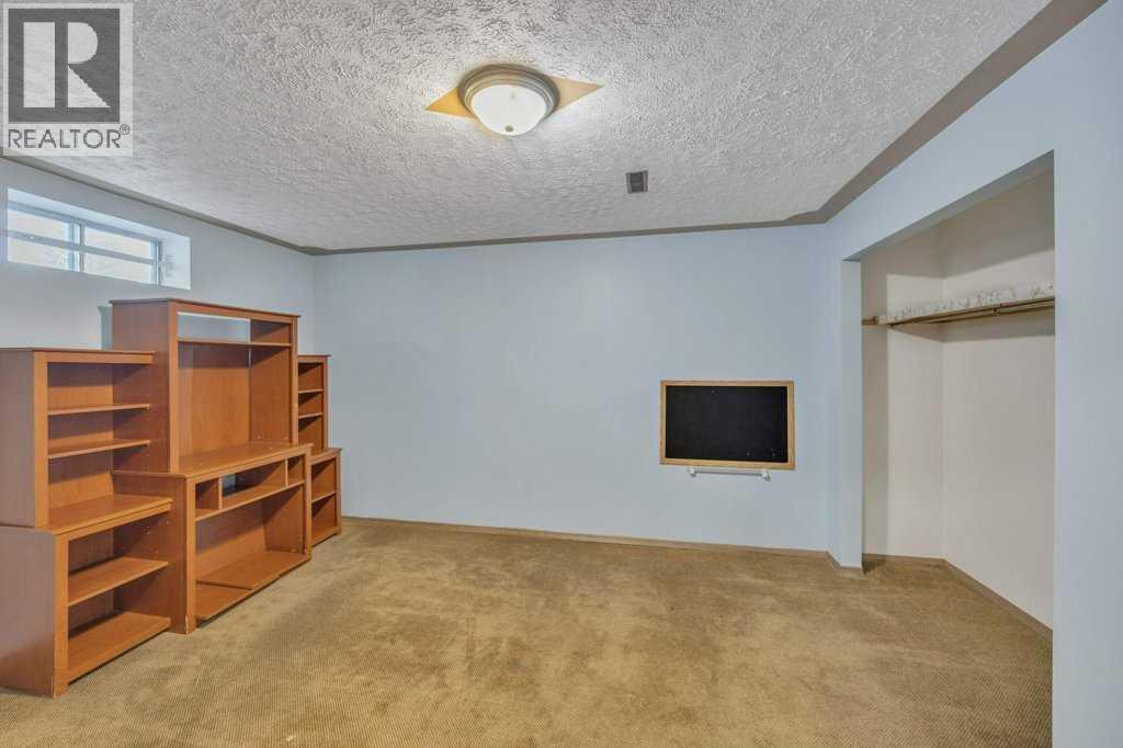 67 Martinwood Road Ne, Calgary, Alberta  T3J 3G7 - Photo 26 - A2251089