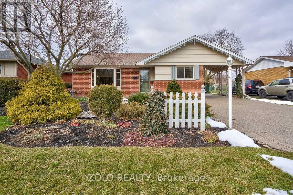 2339 REDFERN ROAD N, Burlington, Ontario