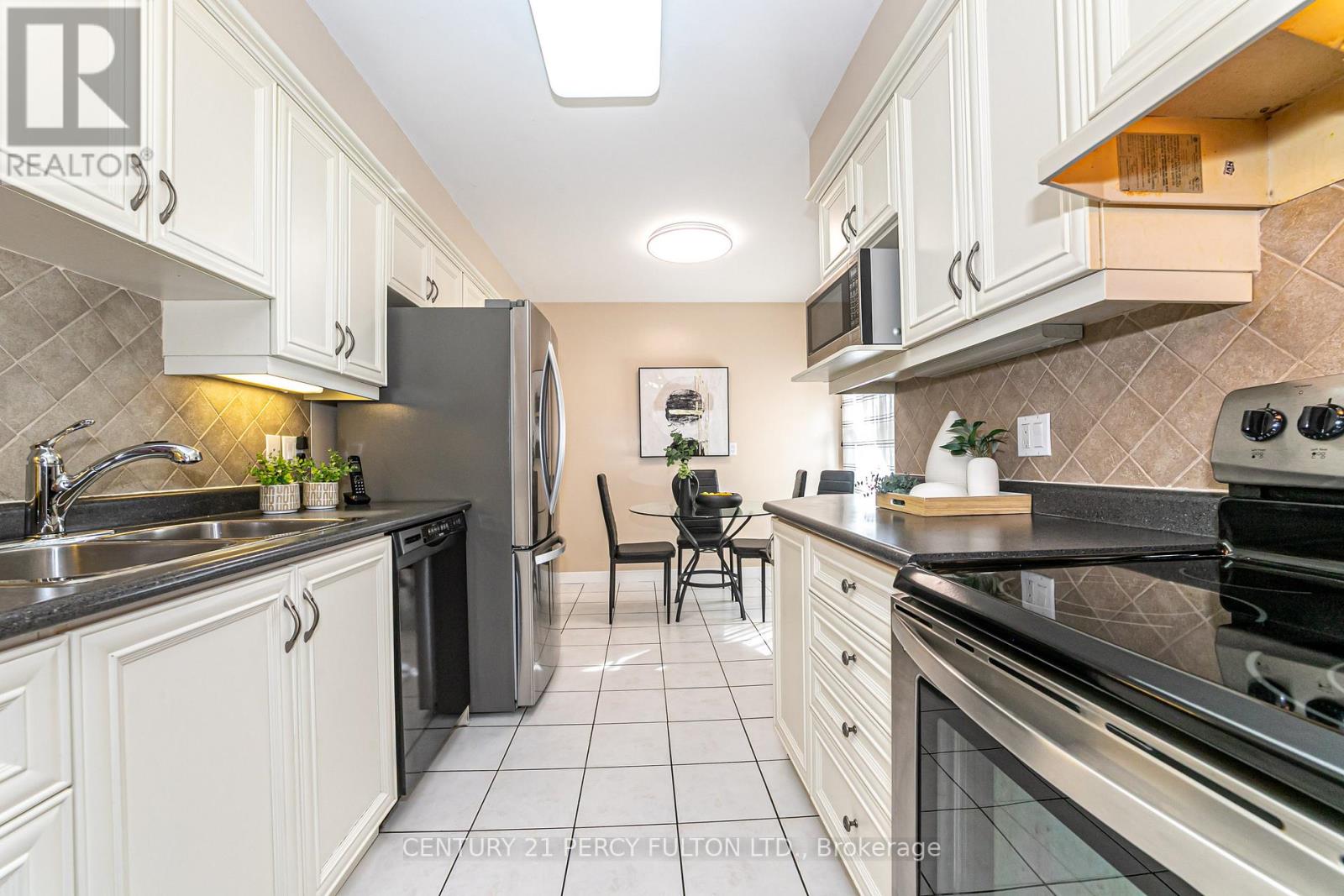 48 Nabob Crescent, Toronto, Ontario  M1B 2Z2 - Photo 11 - E12415887