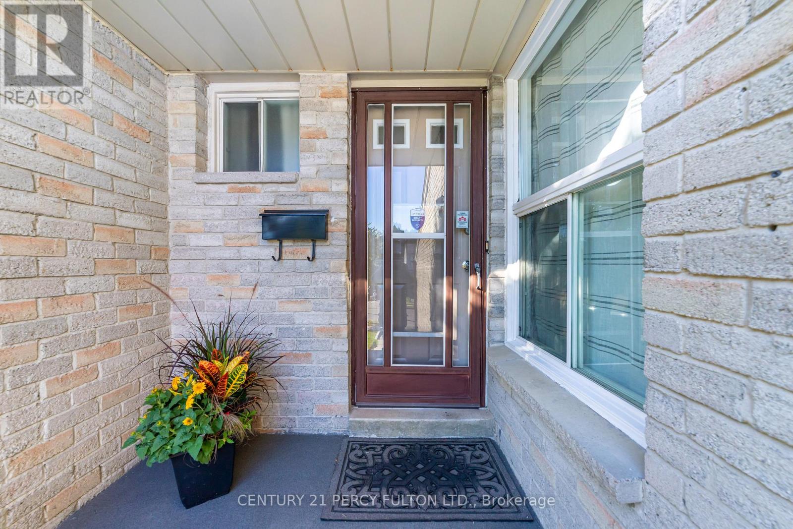 48 Nabob Crescent, Toronto, Ontario  M1B 2Z2 - Photo 4 - E12415887