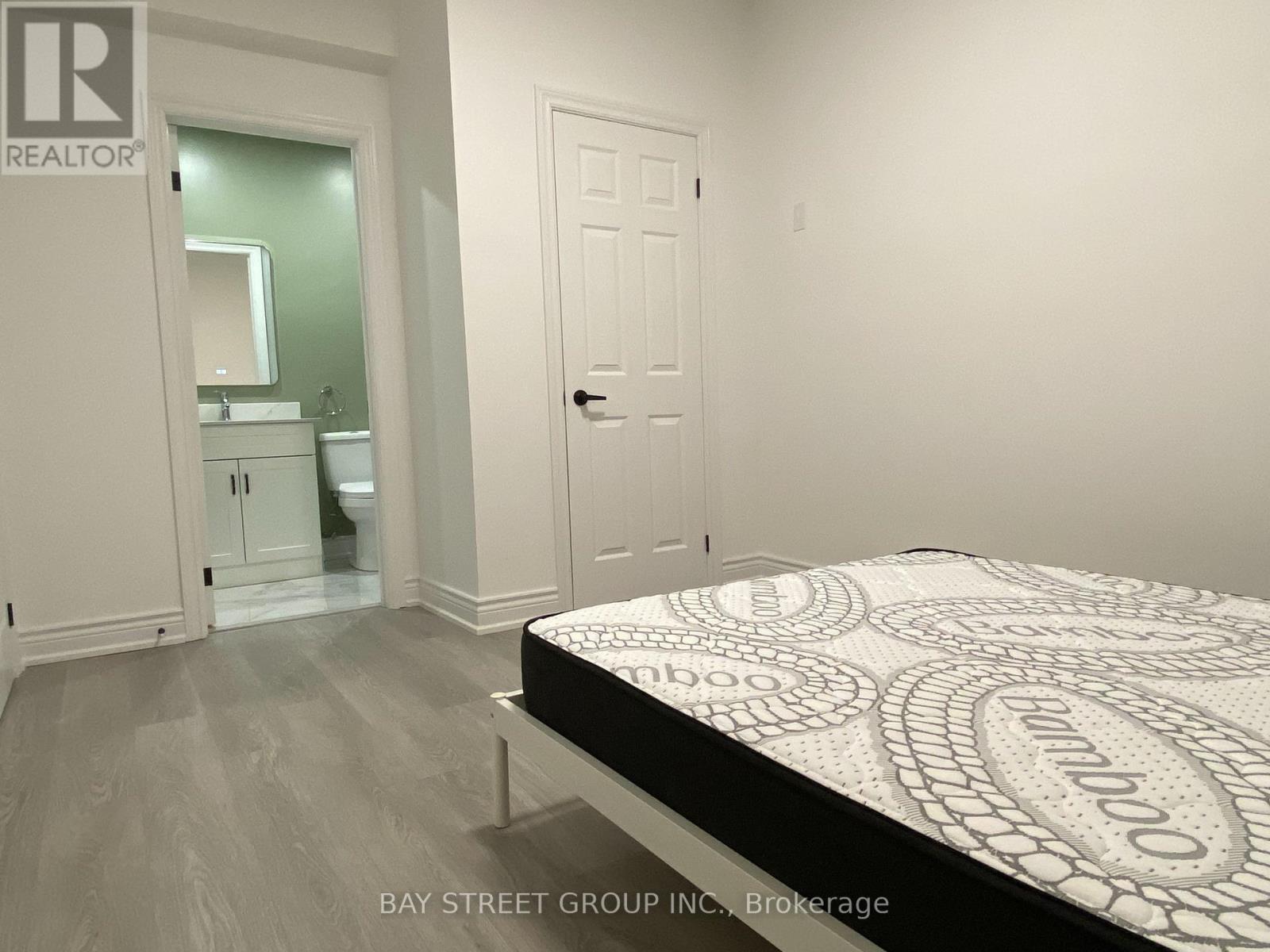 Bsmt - 68 Green Meadows Circle, Toronto, Ontario  M2J 5G7 - Photo 10 - C12304103