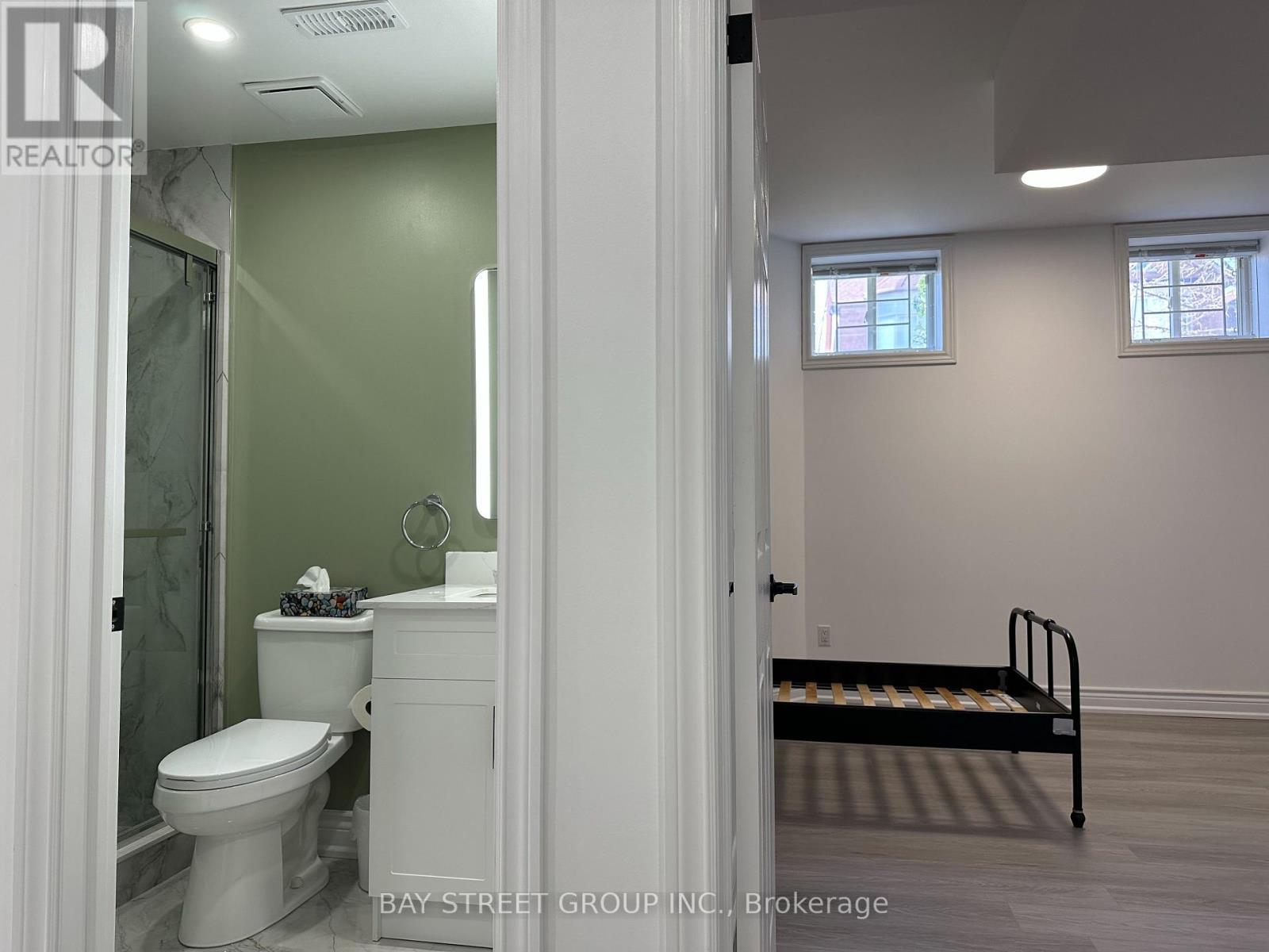 Bsmt - 68 Green Meadows Circle, Toronto, Ontario  M2J 5G7 - Photo 7 - C12304103