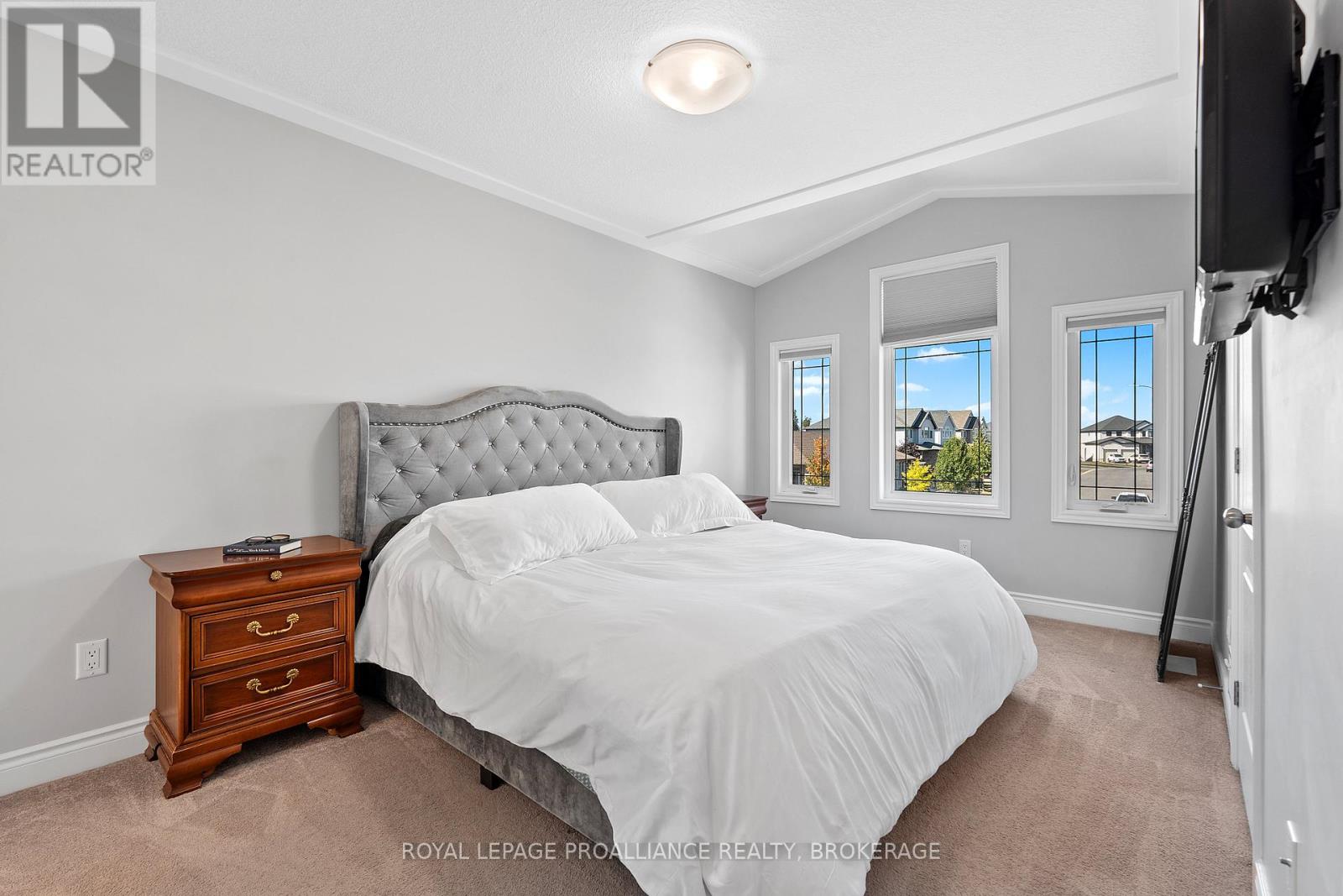 1556 Albany Drive, Kingston, Ontario  K7P 0L9 - Photo 21 - X12411783