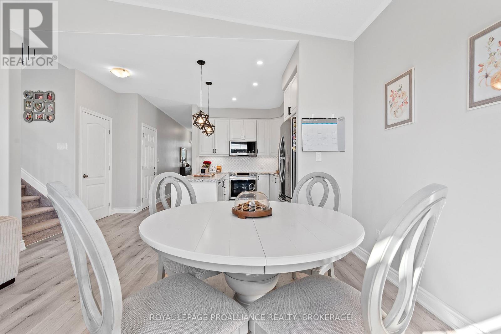 1556 Albany Drive, Kingston, Ontario  K7P 0L9 - Photo 12 - X12411783