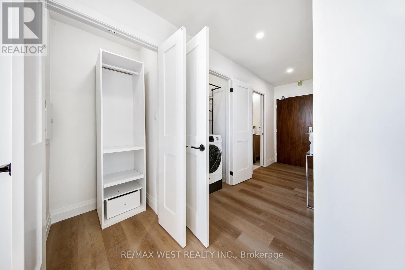 1202 - 914 Yonge Street, Toronto, Ontario  M4W 3C8 - Photo 17 - C12417640