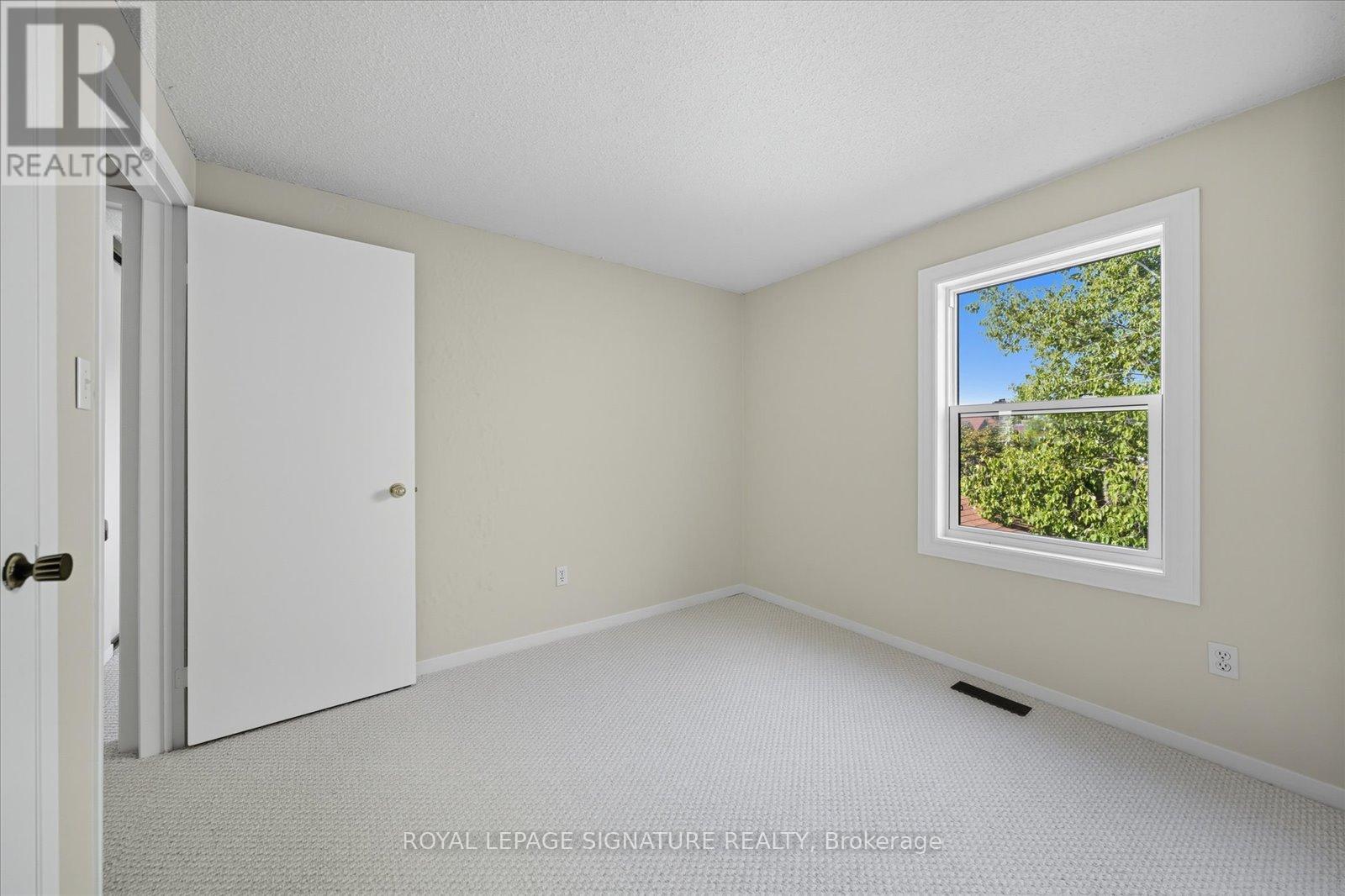 77 Ravenscroft Road, Ajax, Ontario  L1T 1W6 - Photo 32 - E12417637