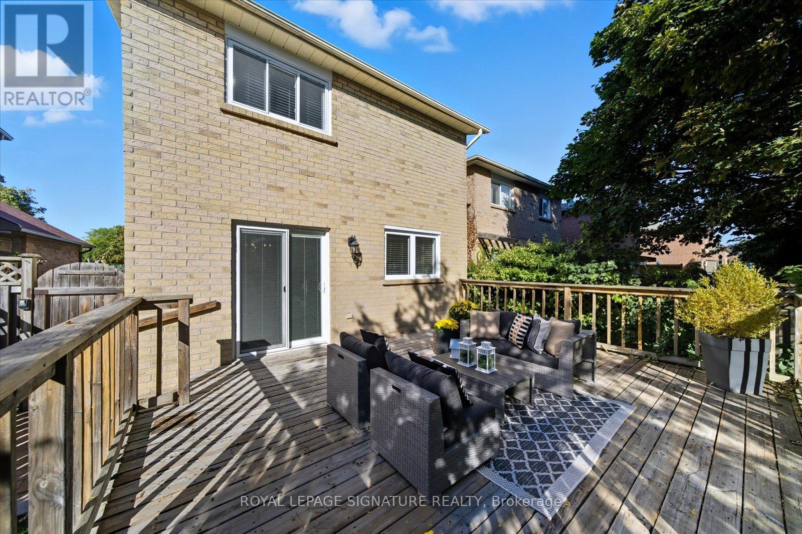 77 Ravenscroft Road, Ajax, Ontario  L1T 1W6 - Photo 41 - E12417637
