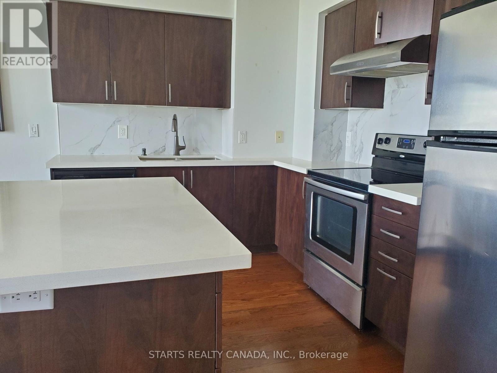 1505 - 2240 Lakeshore Boulevard W, Toronto, Ontario  M8V 0B1 - Photo 3 - W12417008