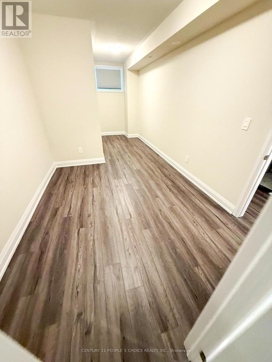 132 - 1573 Rose Way, Milton, Ontario  L9E 7E7 - Photo 10 - W12417398