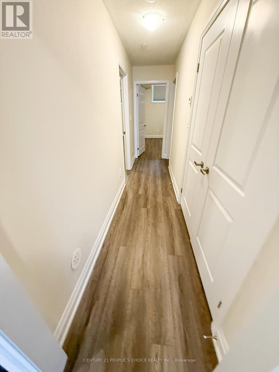 132 - 1573 Rose Way, Milton, Ontario  L9E 7E7 - Photo 11 - W12417398