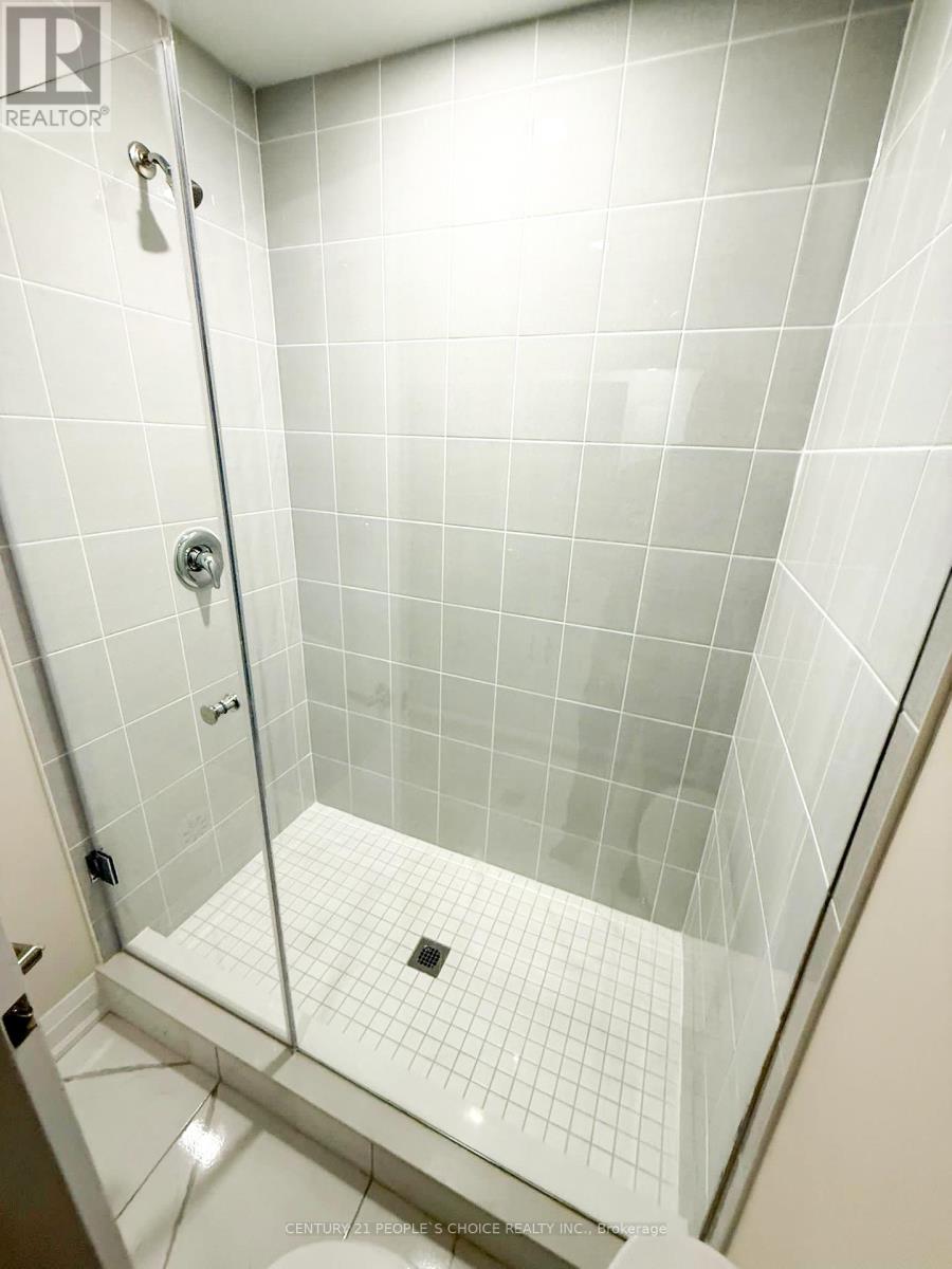 132 - 1573 Rose Way, Milton, Ontario  L9E 7E7 - Photo 8 - W12417398