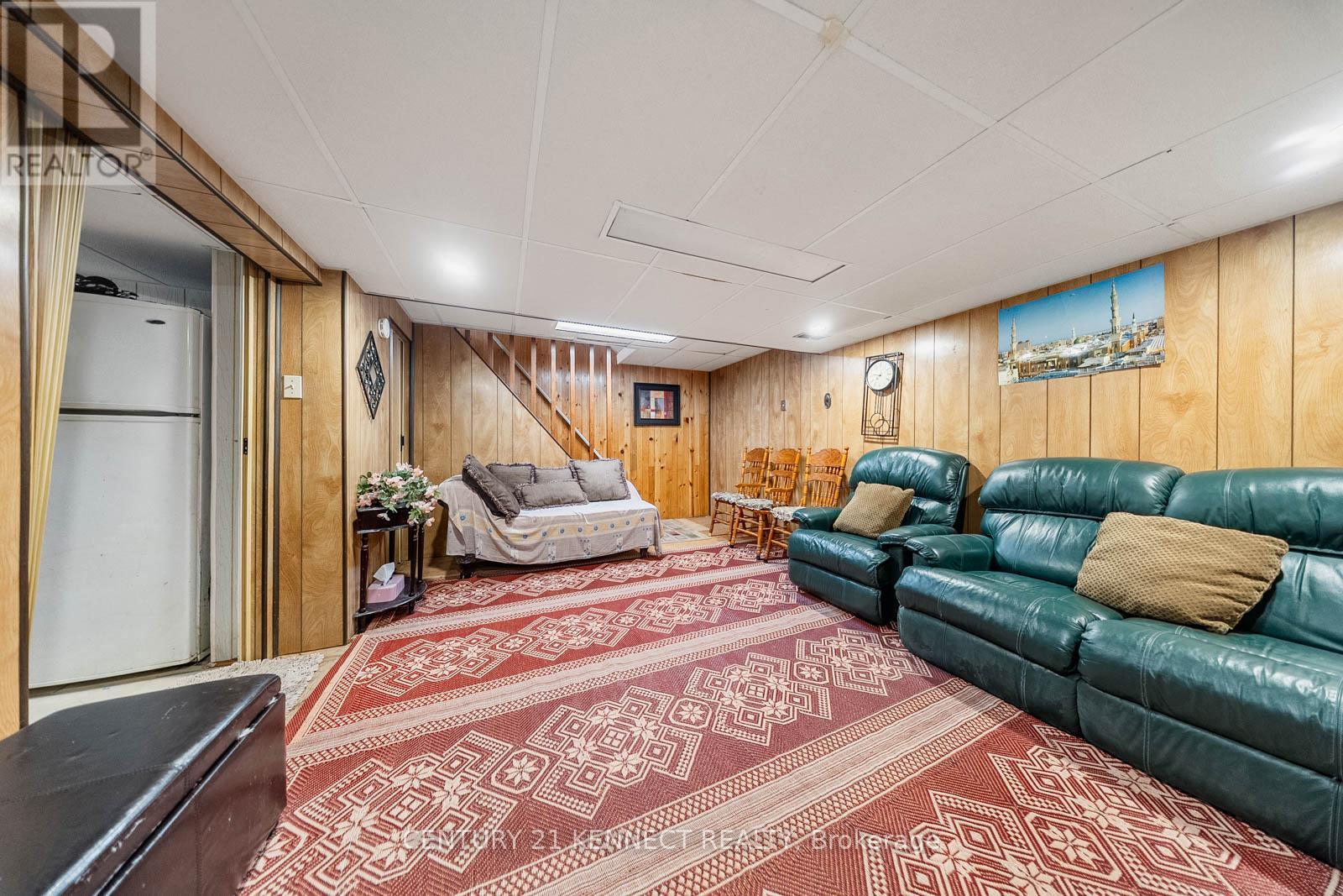 55 Braemar Drive, Brampton, Ontario  L6T 2L5 - Photo 38 - W12417655