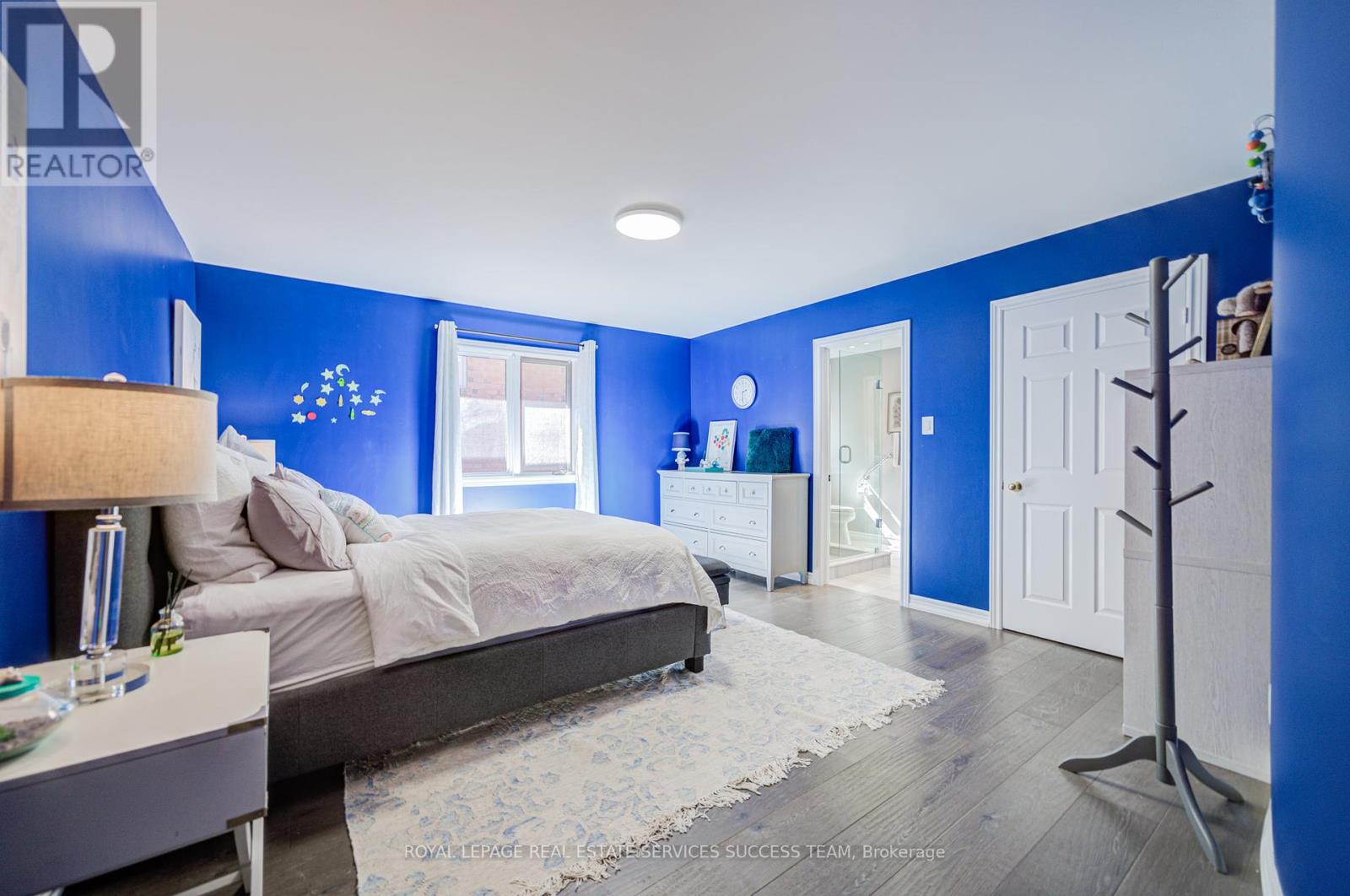 1378 Bayshire Drive, Oakville, Ontario  L6H 6C7 - Photo 23 - W12417663