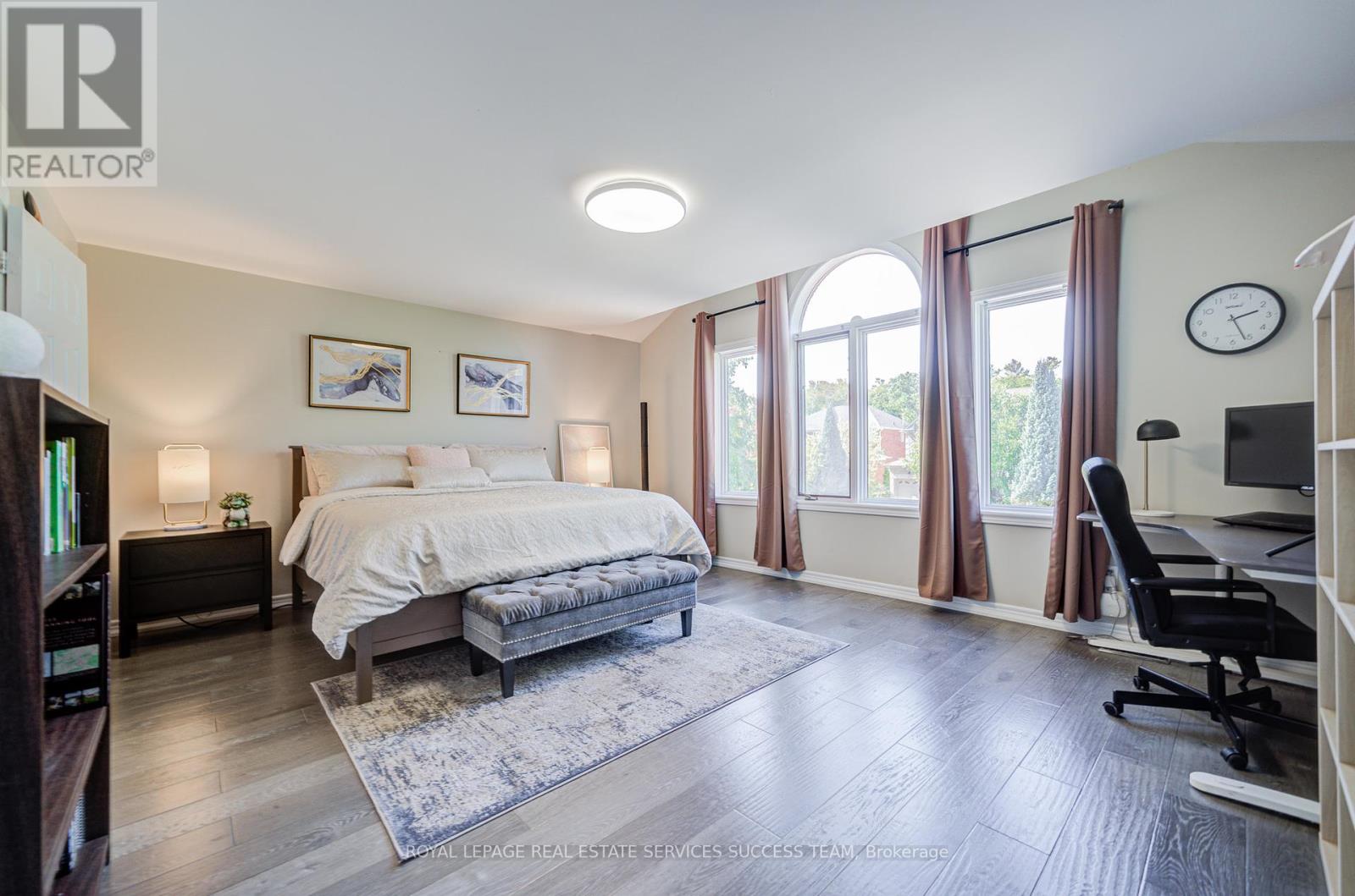 1378 Bayshire Drive, Oakville, Ontario  L6H 6C7 - Photo 27 - W12417663
