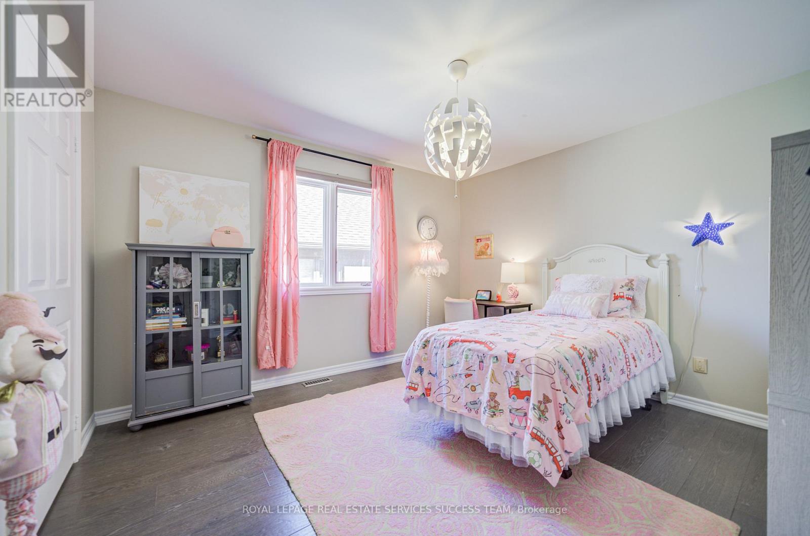 1378 Bayshire Drive, Oakville, Ontario  L6H 6C7 - Photo 28 - W12417663
