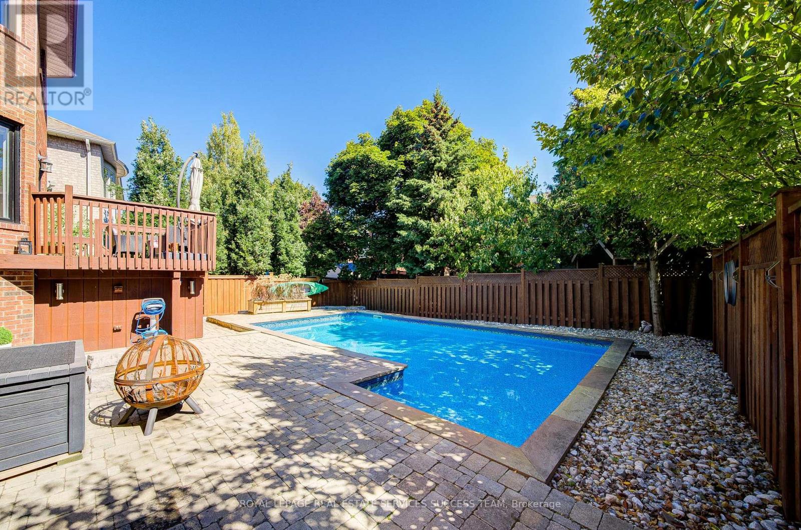1378 Bayshire Drive, Oakville, Ontario  L6H 6C7 - Photo 44 - W12417663