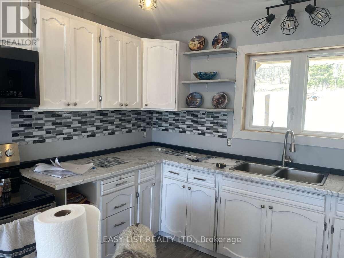 2170 Highway 520 W, Ryerson, Ontario  P0A 1C0 - Photo 19 - X12417643