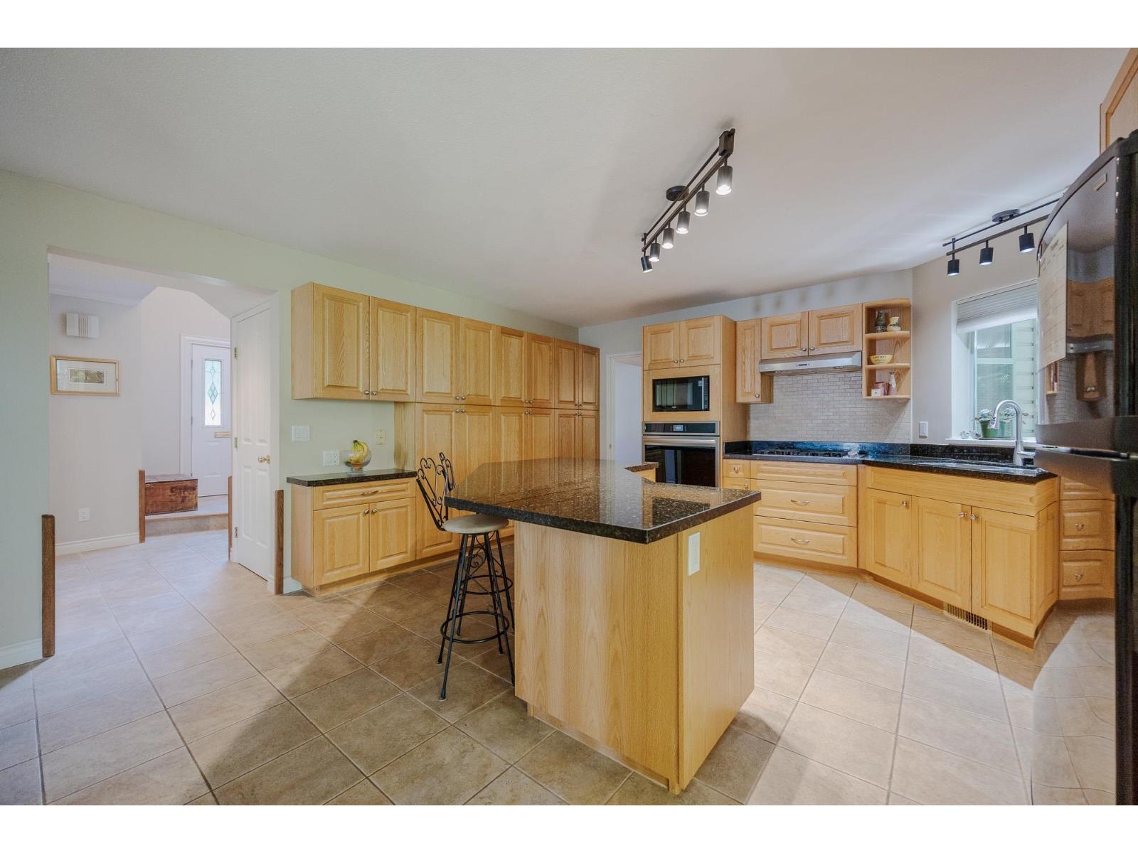9621 161a Street, Surrey, British Columbia  V4N 2E8 - Photo 13 - R3049721