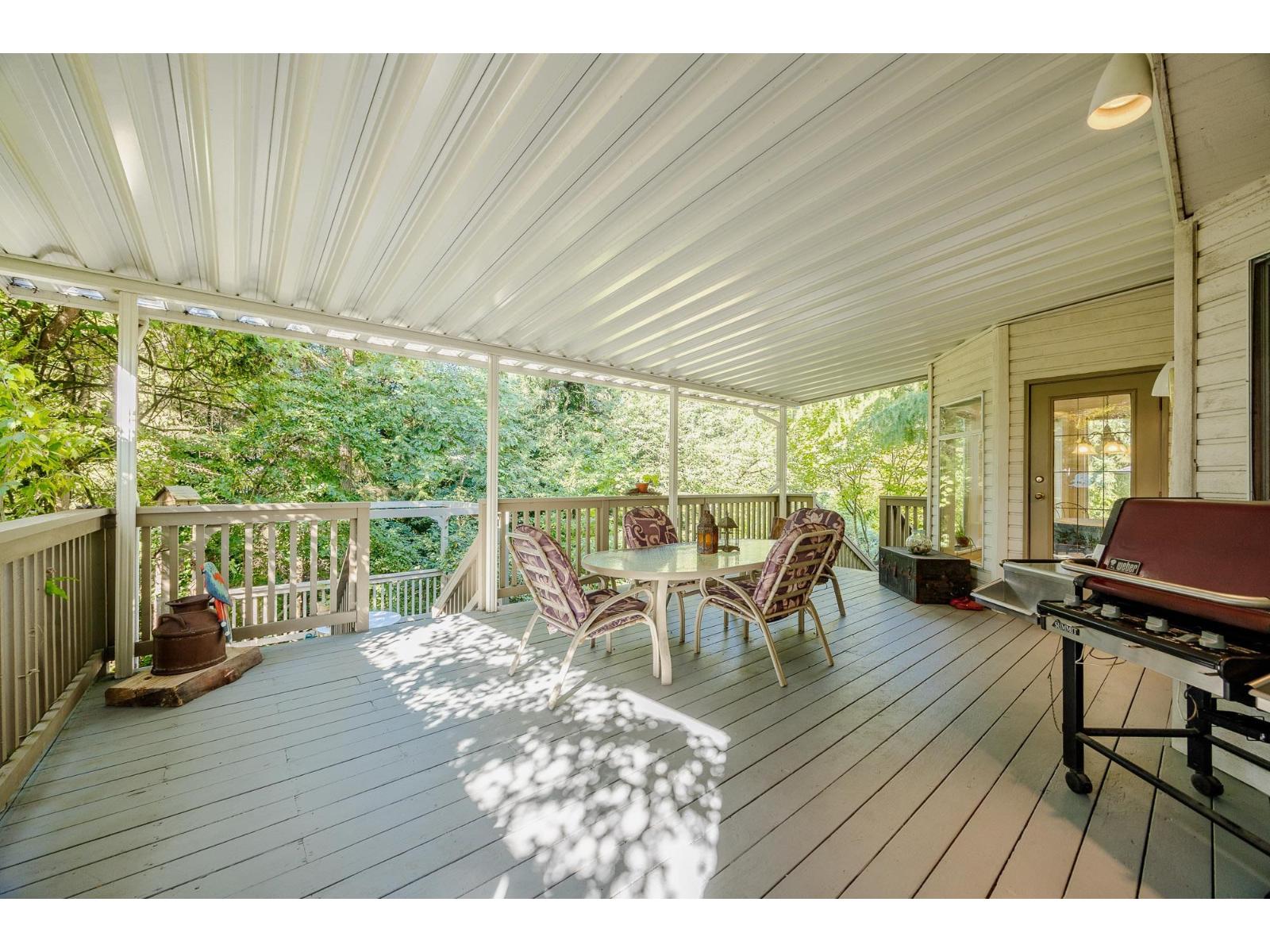 9621 161a Street, Surrey, British Columbia  V4N 2E8 - Photo 3 - R3049721