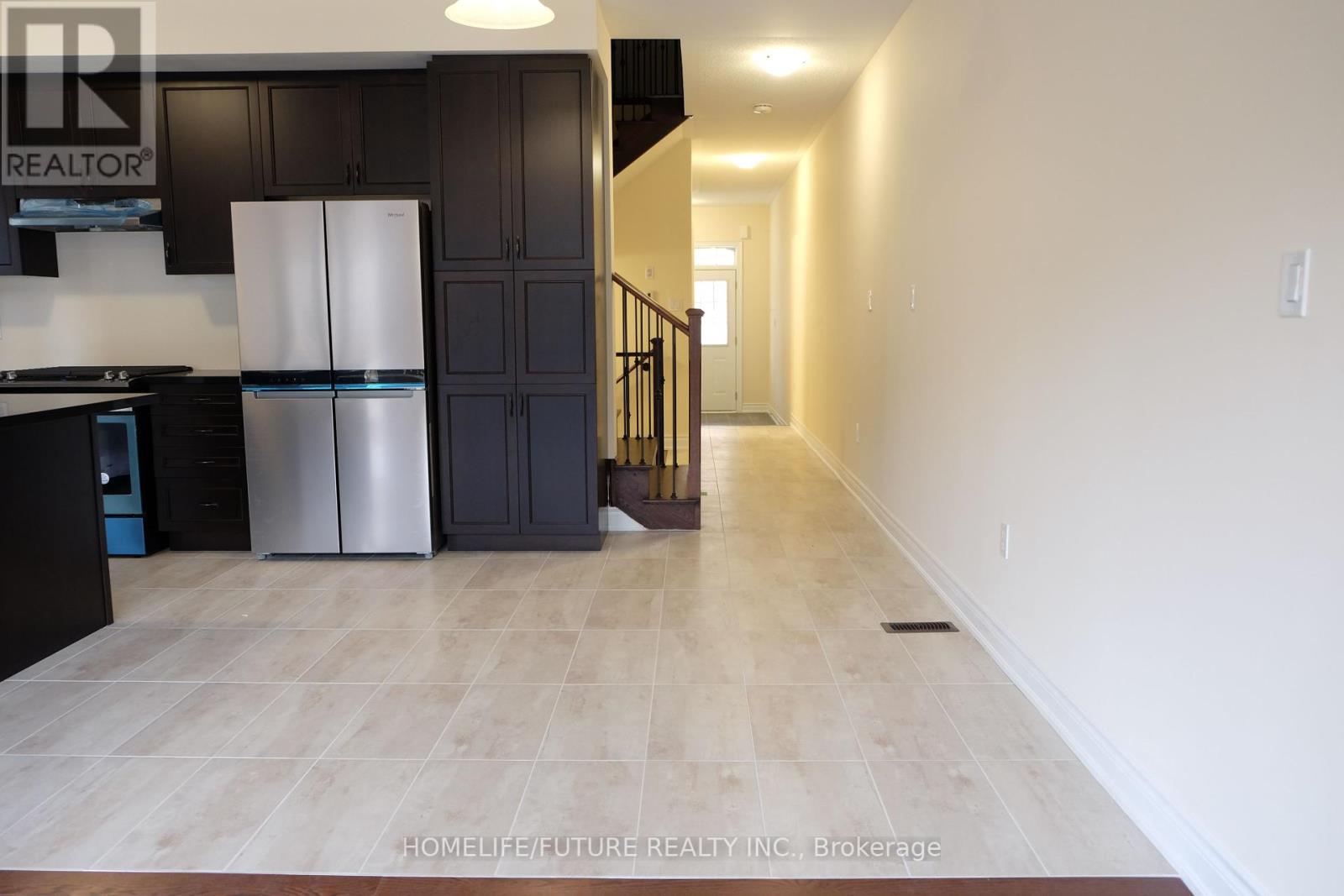 56 Ryler Way, Markham, Ontario  L3S 0E7 - Photo 3 - N12316387