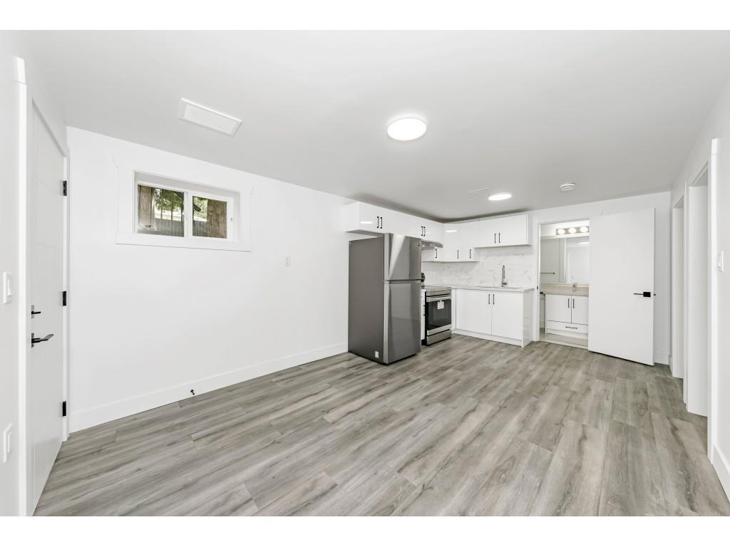 14927 Kew Drive Drive, Surrey, British Columbia  V3R 4Y1 - Photo 23 - R3037977