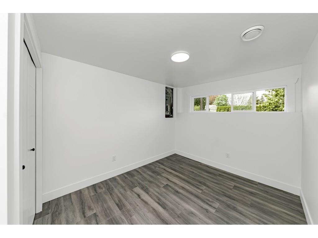 14927 Kew Drive Drive, Surrey, British Columbia  V3R 4Y1 - Photo 28 - R3037977
