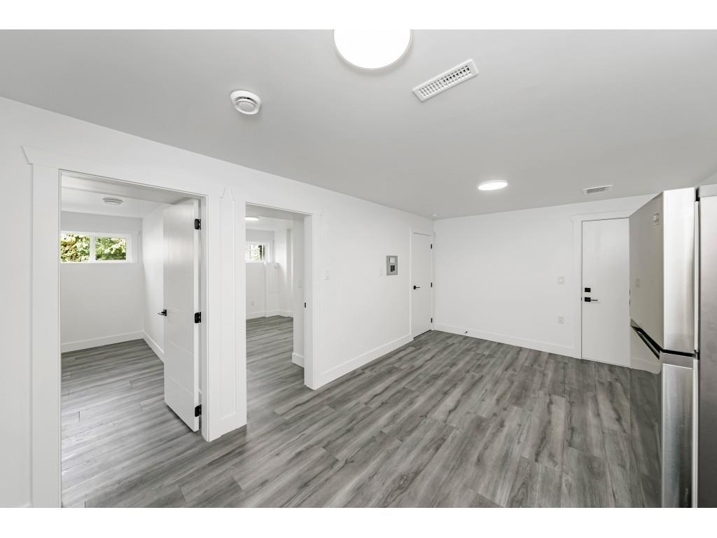 14927 Kew Drive Drive, Surrey, British Columbia  V3R 4Y1 - Photo 25 - R3037977