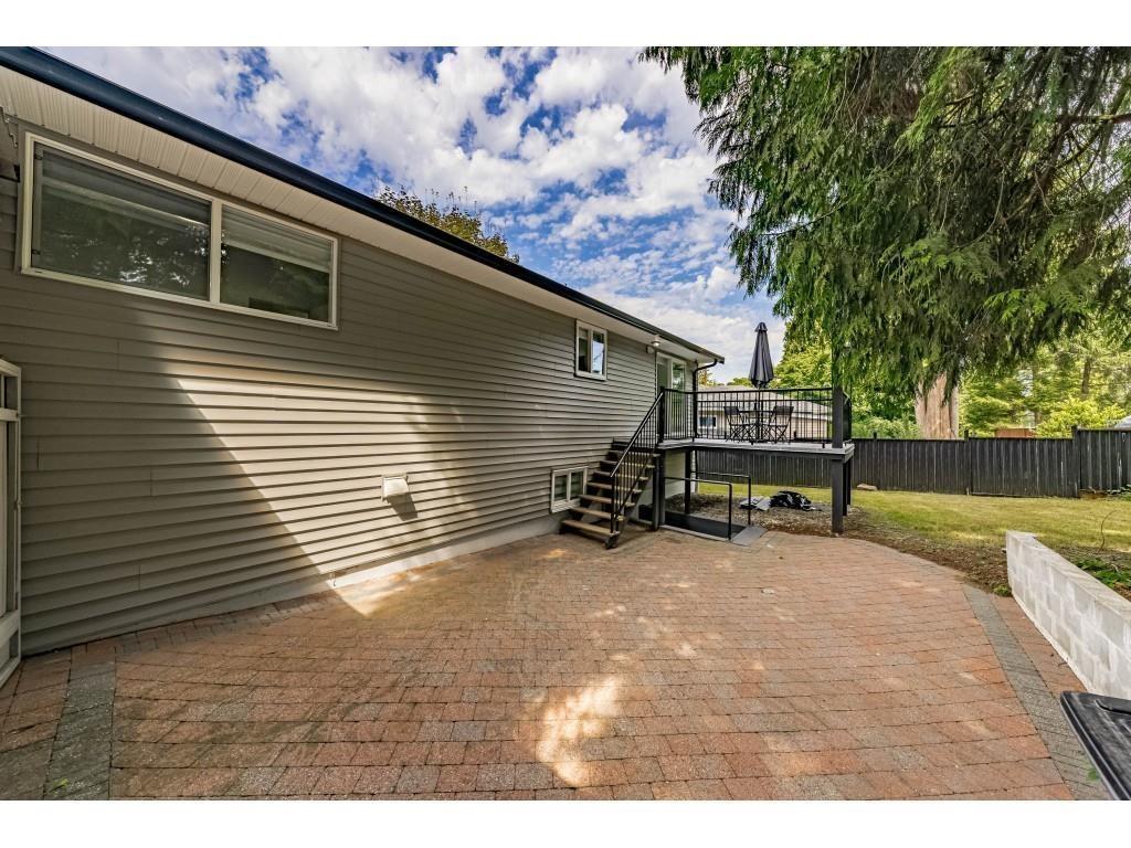 14927 Kew Drive Drive, Surrey, British Columbia  V3R 4Y1 - Photo 37 - R3037977