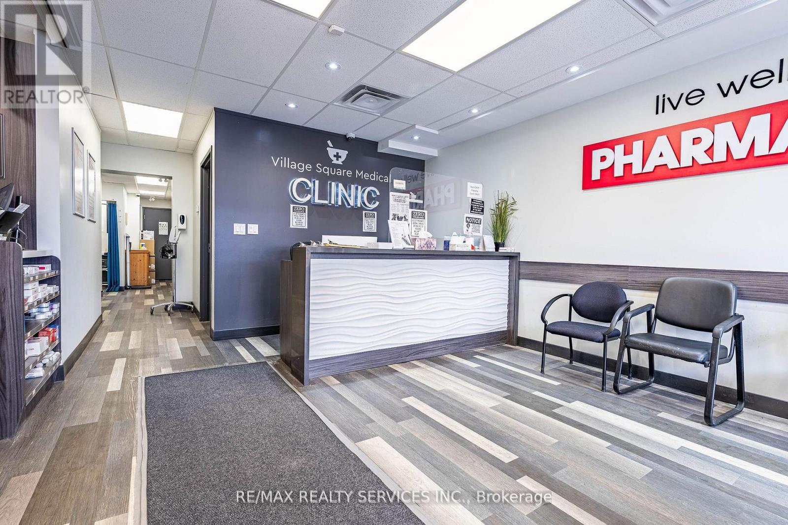10 Main Street, Mississauga, Ontario  L5M 1X3 - Photo 12 - W12417675