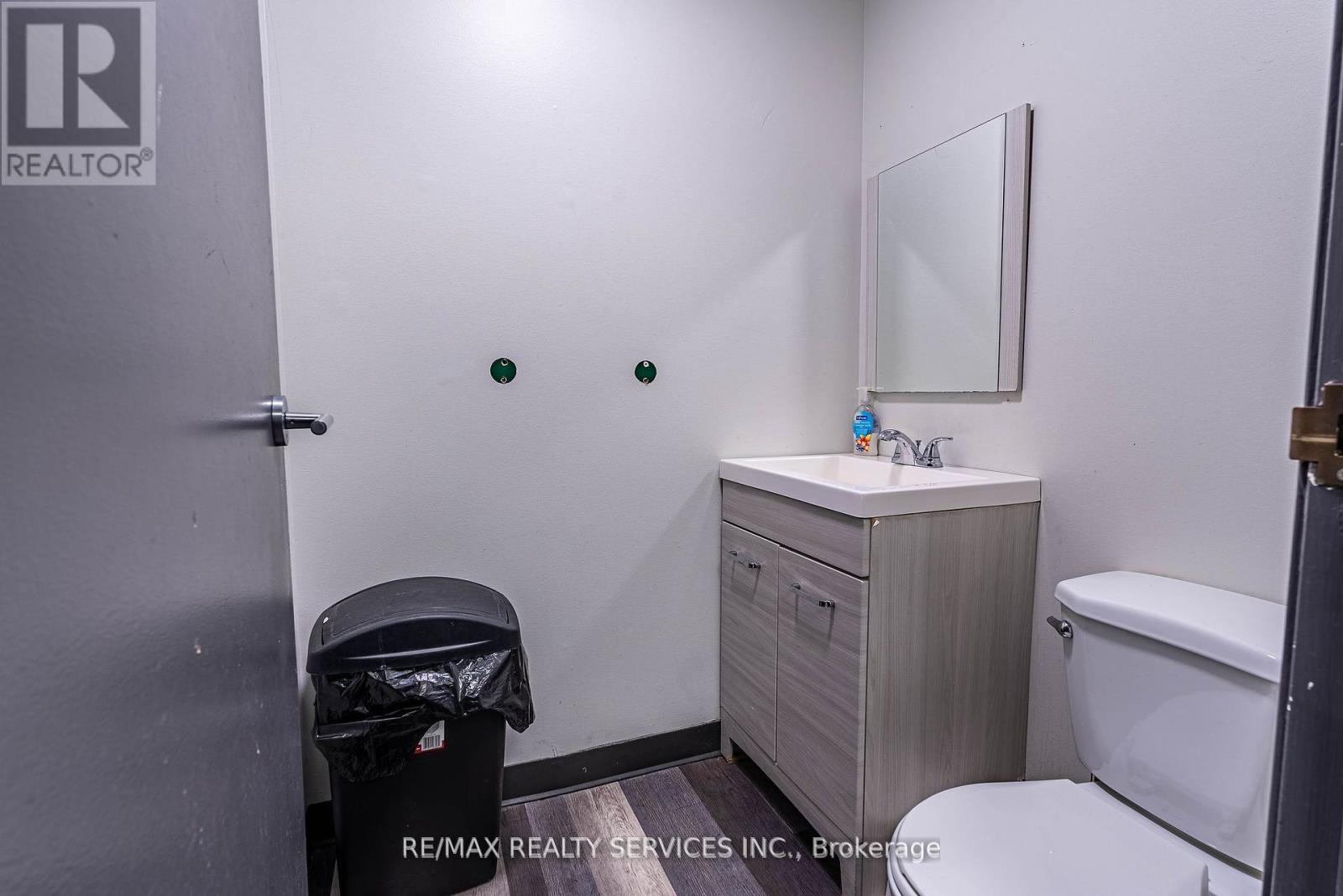 10 Main Street, Mississauga, Ontario  L5M 1X3 - Photo 30 - W12417675
