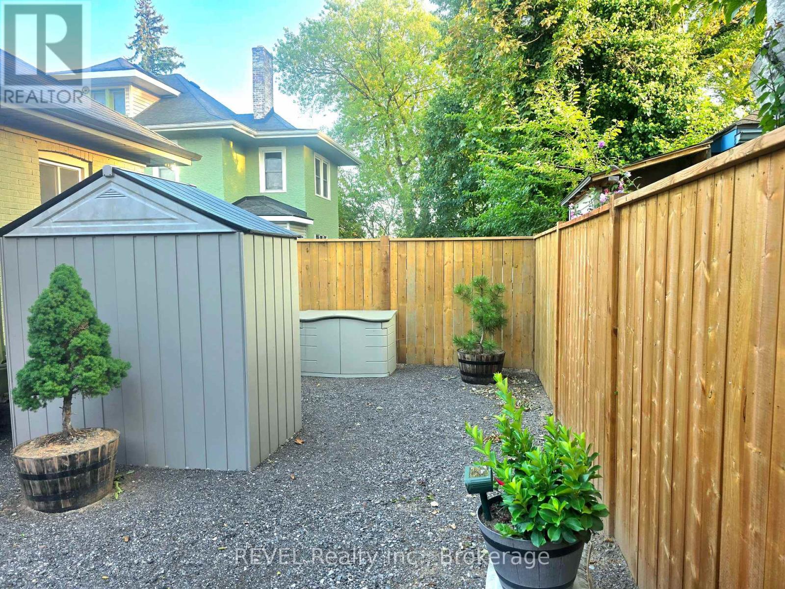 4151 Portage Road N, Niagara Falls, Ontario  L2E 6A2 - Photo 9 - X12417685