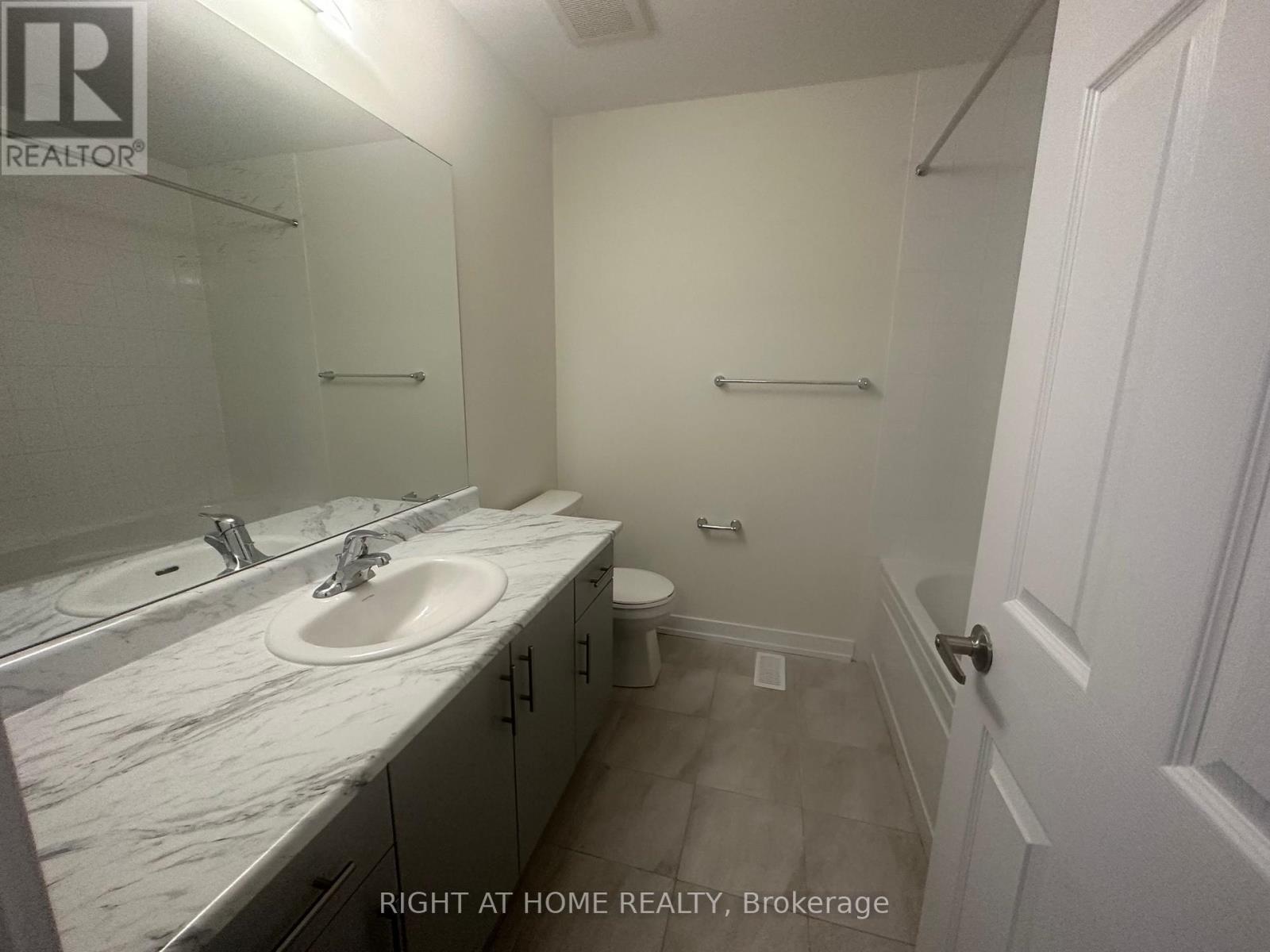 181 Wilmot Road, Brantford, Ontario  N3T 0W7 - Photo 24 - X12417669