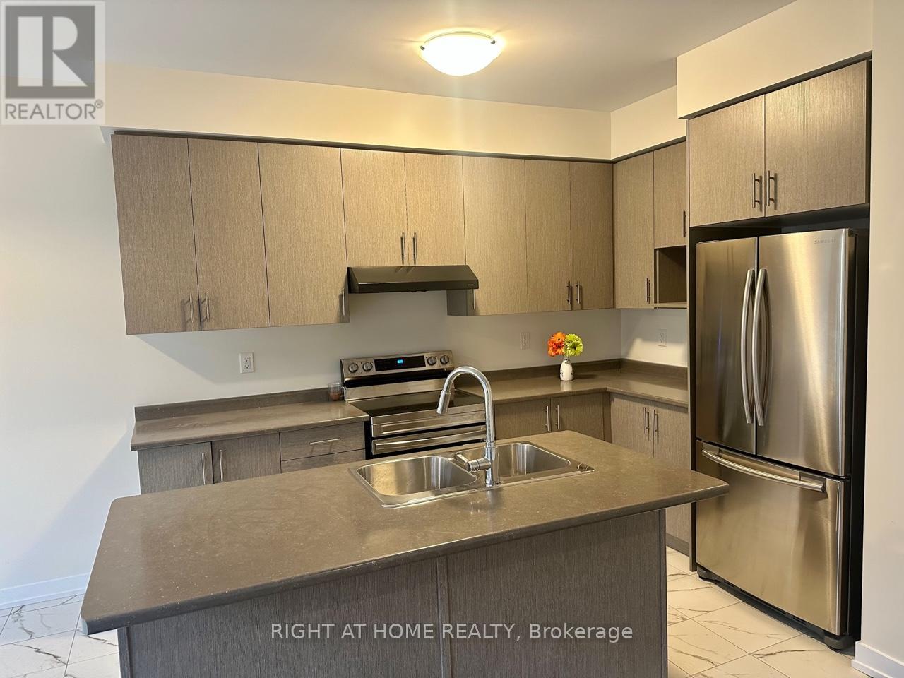 181 Wilmot Road, Brantford, Ontario  N3T 0W7 - Photo 7 - X12417669