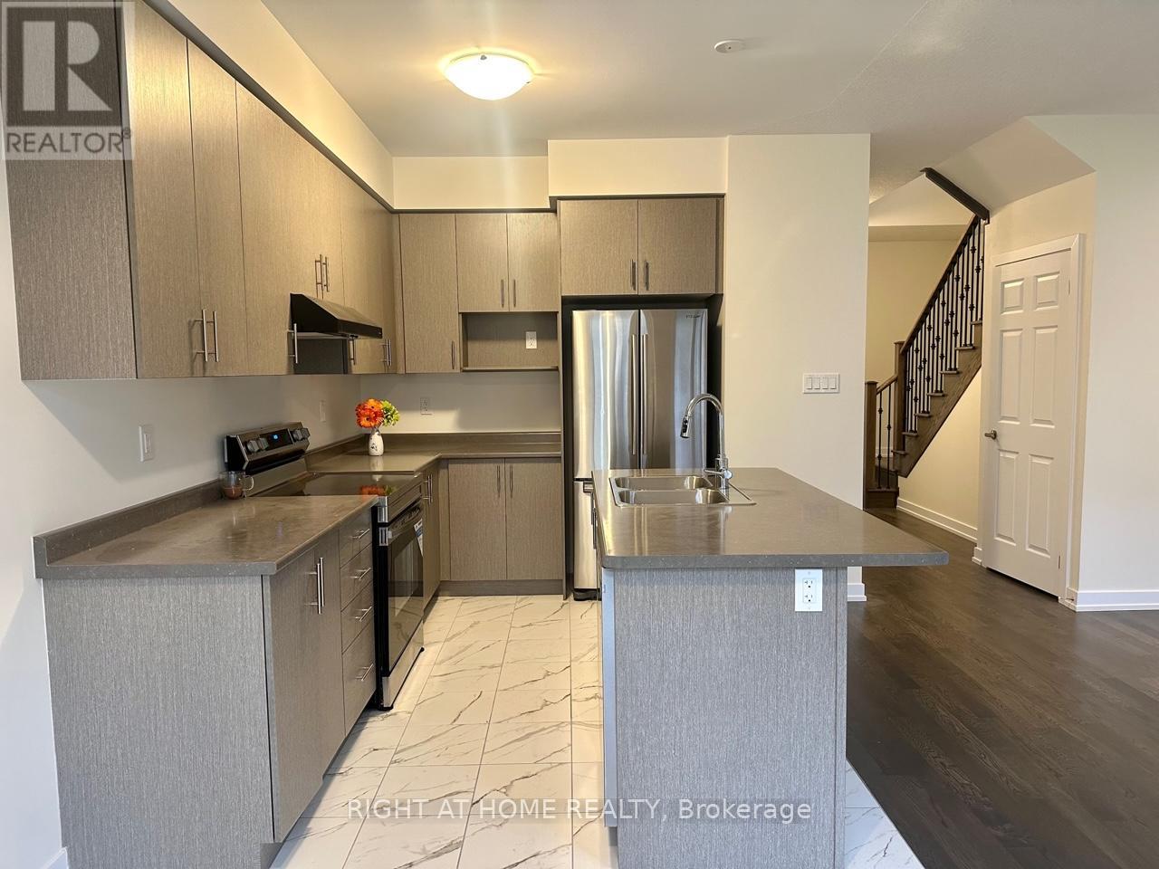 181 Wilmot Road, Brantford, Ontario  N3T 0W7 - Photo 8 - X12417669