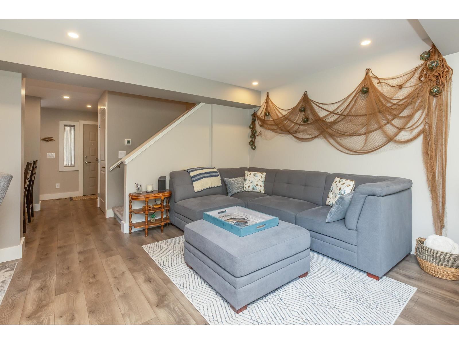 15804 Mcbeth Road, Surrey, British Columbia  V4A 5X3 - Photo 8 - R3044546