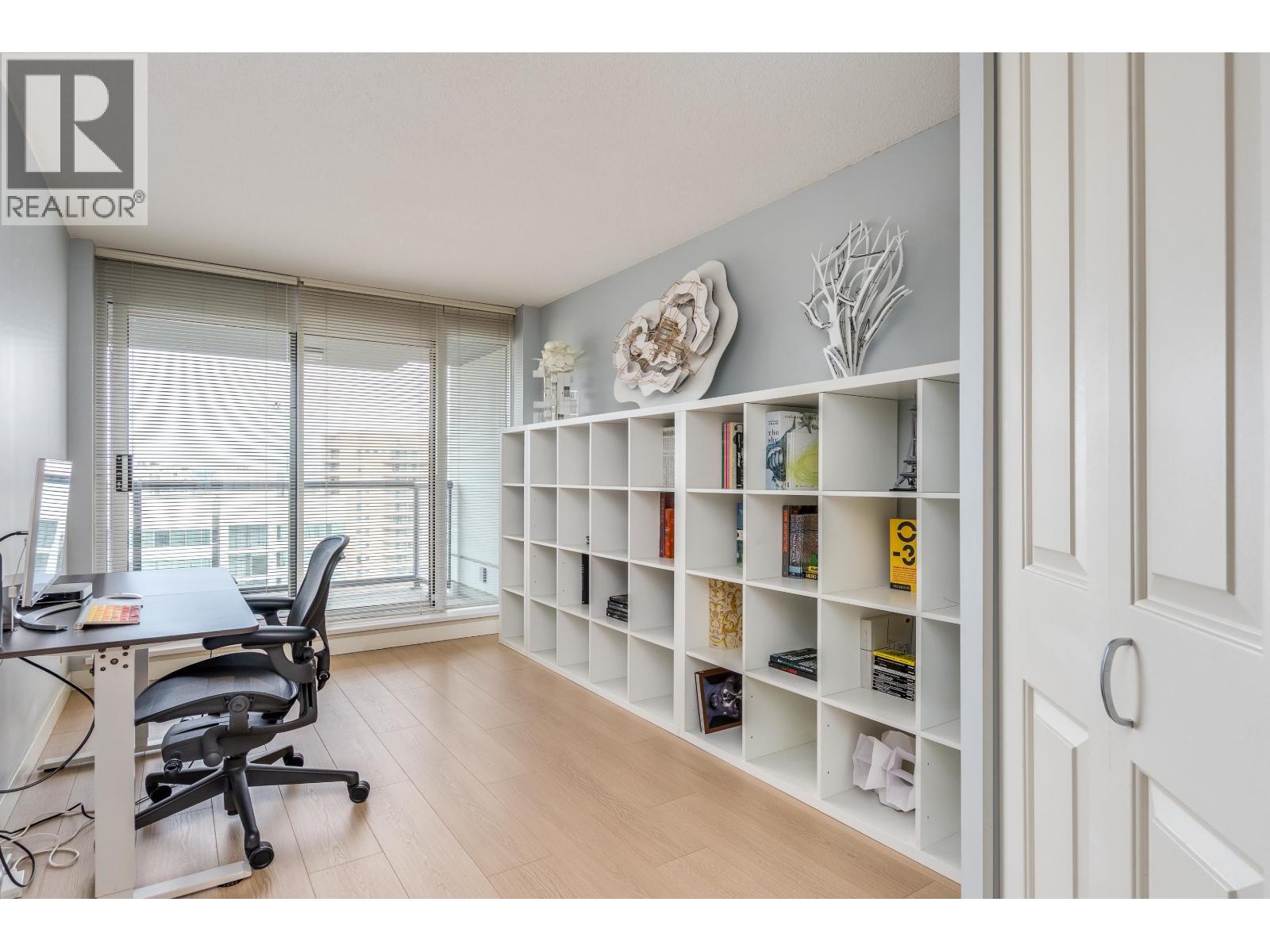 1710 6068 No. 3 Road, Richmond, British Columbia  V6Y 4M7 - Photo 10 - R3048636
