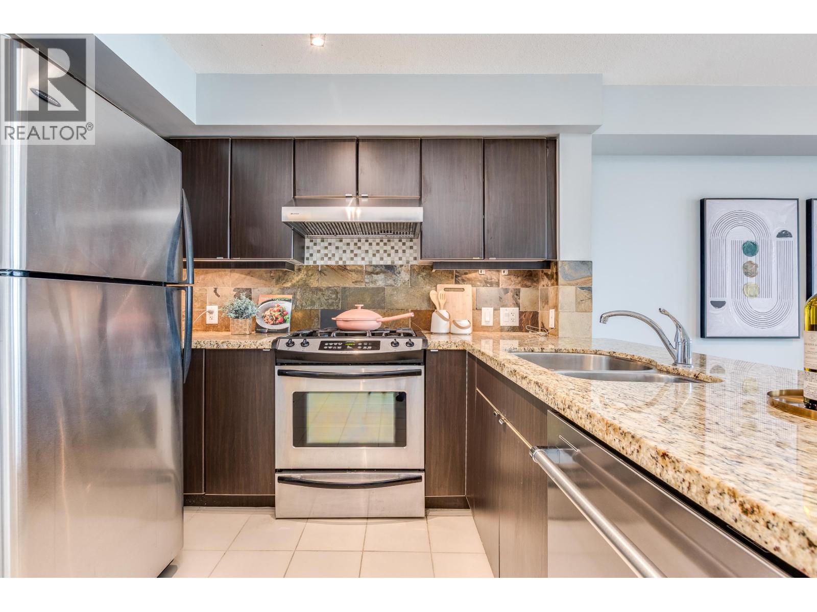 1710 6068 No. 3 Road, Richmond, British Columbia  V6Y 4M7 - Photo 13 - R3048636