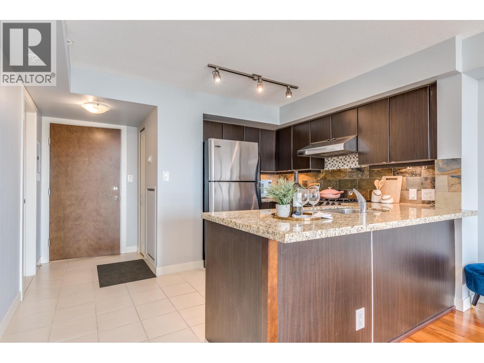 1710 6068 No. 3 Road, Richmond, British Columbia  V6Y 4M7 - Photo 14 - R3048636