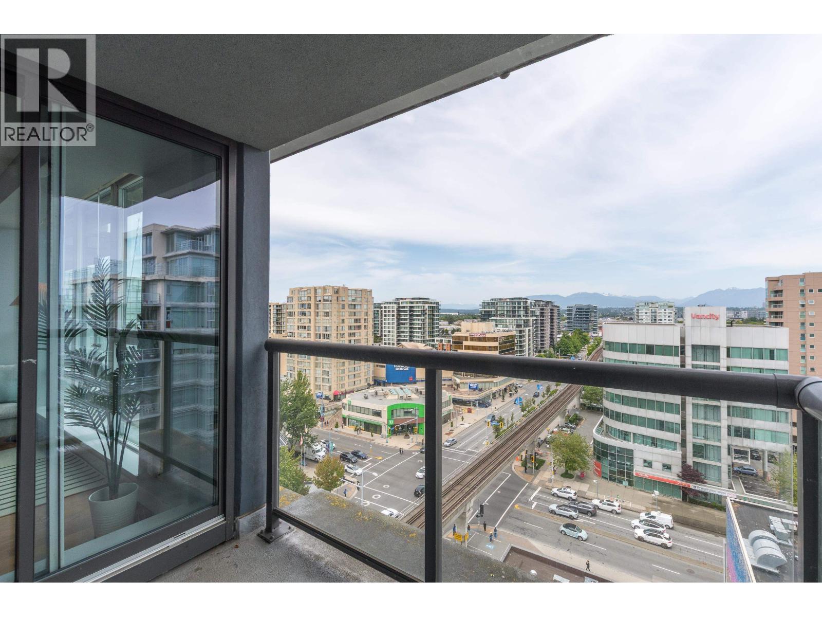 1710 6068 No. 3 Road, Richmond, British Columbia  V6Y 4M7 - Photo 18 - R3048636