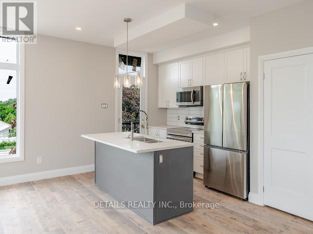 301 - 659 Donat Street, Ottawa, Ontario  K1K 3L8 - Photo 7 - X12417699