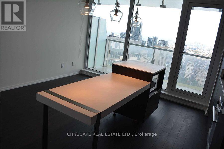 4811 - 197 Yonge Street W, Toronto, Ontario  M5B 1M4 - Photo 4 - C12417702