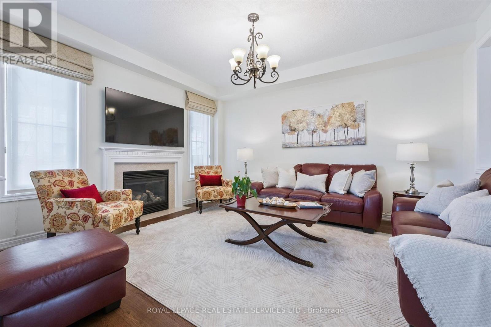 2517 Pine Glen Road, Oakville, Ontario  L6M 0R7 - Photo 8 - W12417707