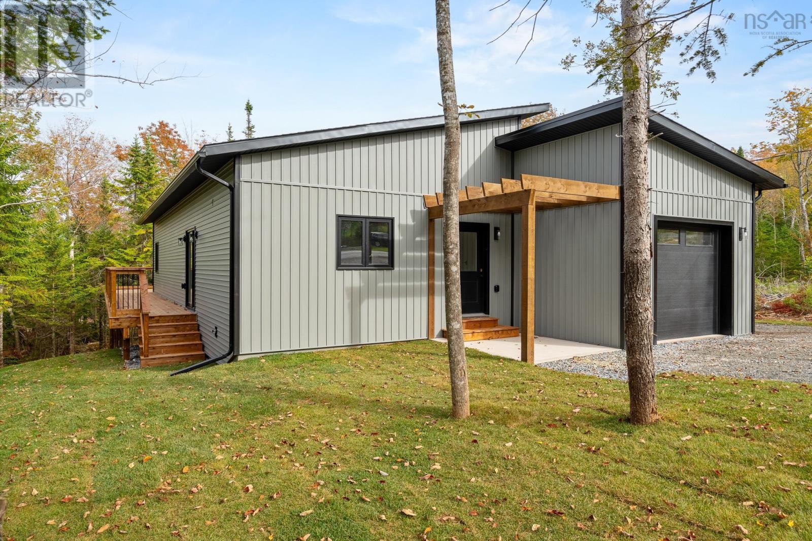 Property at 21 Sylvia Avenue image 3
