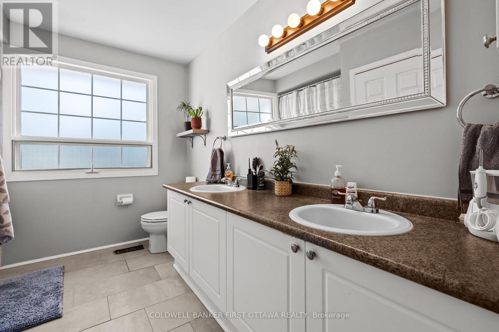 113 Monterey Drive, Ottawa, Ontario  K2H 7A9 - Photo 20 - X12417727