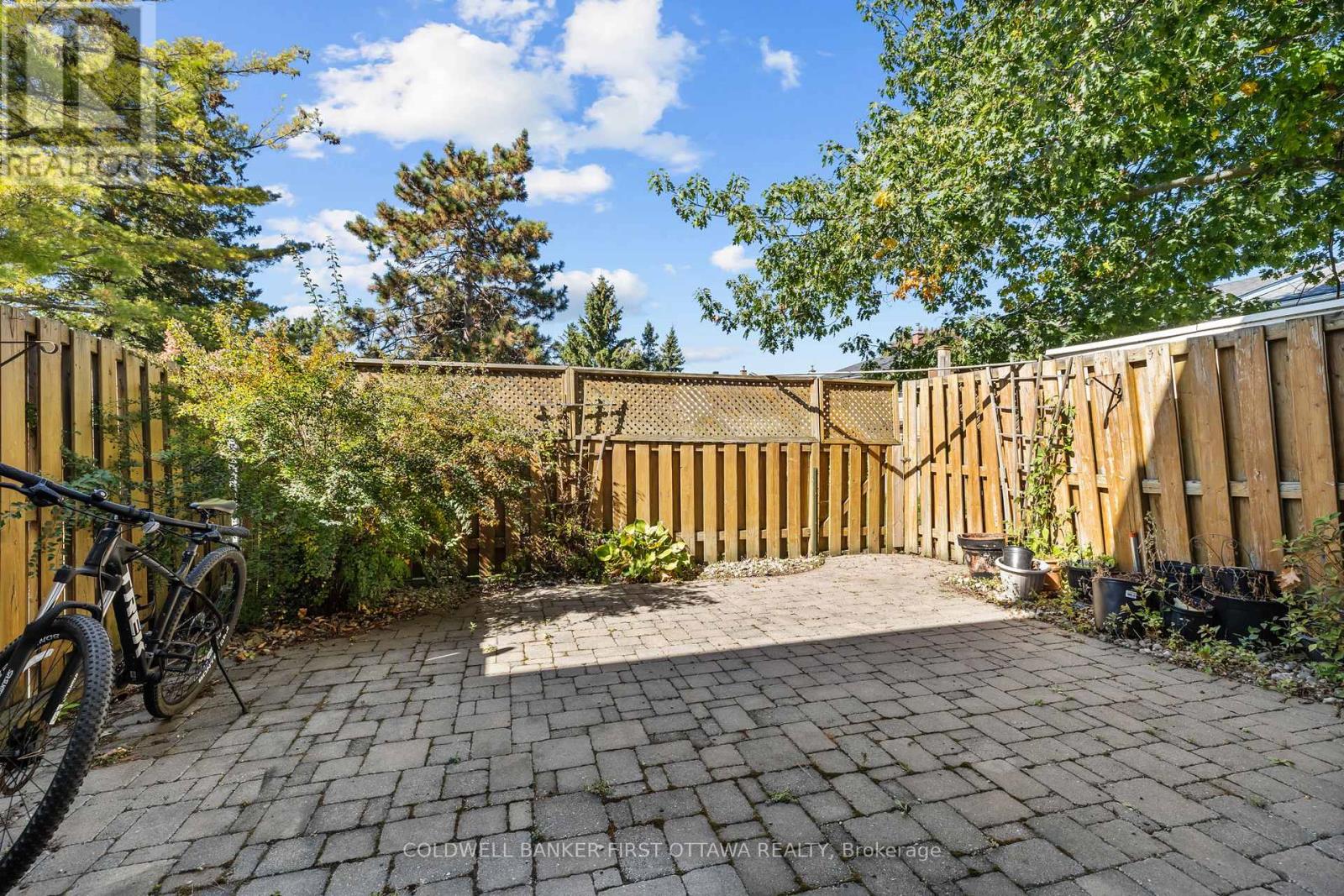 113 Monterey Drive, Ottawa, Ontario  K2H 7A9 - Photo 27 - X12417727
